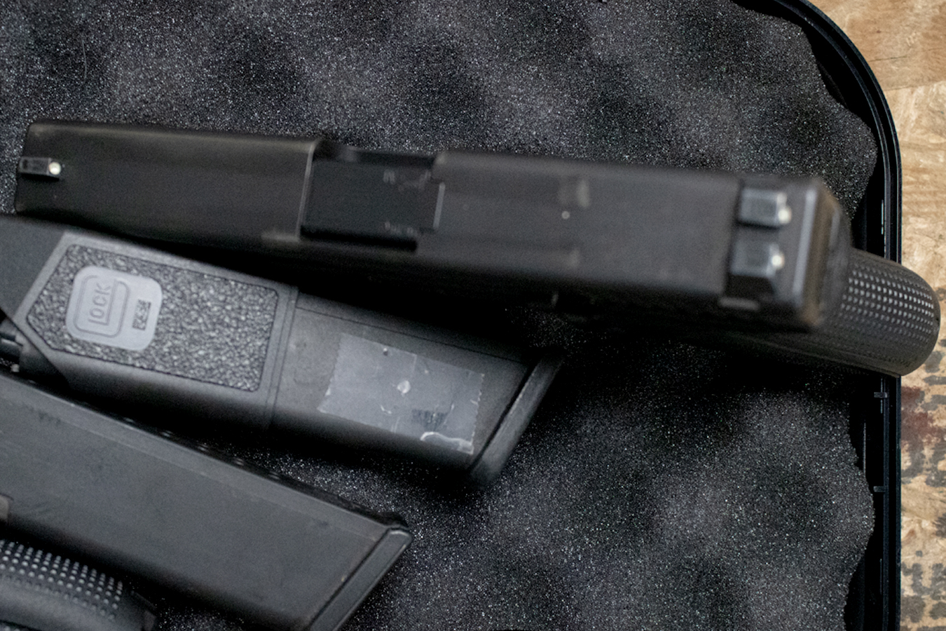 GLOCK 17 Gen4 9mm Police Trade-in Pistol with Three Magazines and Original Box